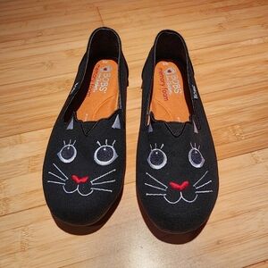BOBS for Sketchers black Cattitude flats size6